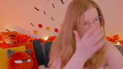 Tori online show from November 6, 8:17 am