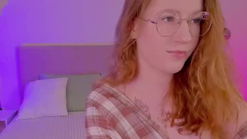 Tori online show from February 16, 9:59 am