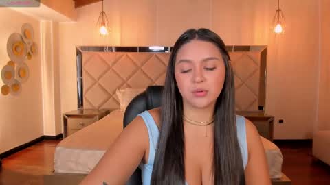 Tori Cross online show from February 17, 1:11 pm