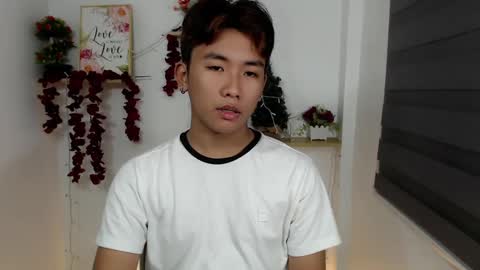 Snapshot of totalbabe1x chatting on February 2, 10:56 am totalbabe1x online show from February 2, 10:56 am
