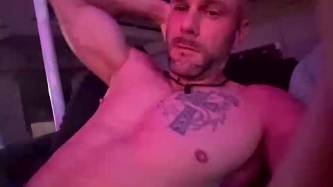 totalrecall1717 online show from September 15, 8:32 pm