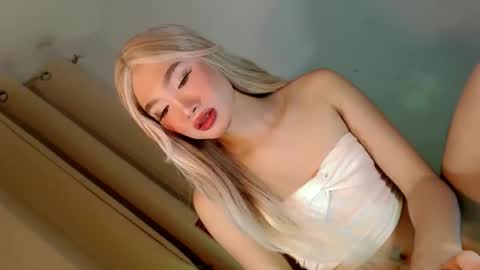 iloveyou AZ online show from March 25, 6:31 am