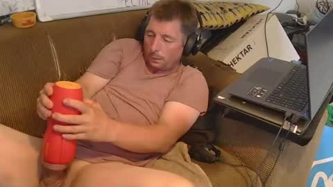 Toyboy online show from June 20, 7:58 am