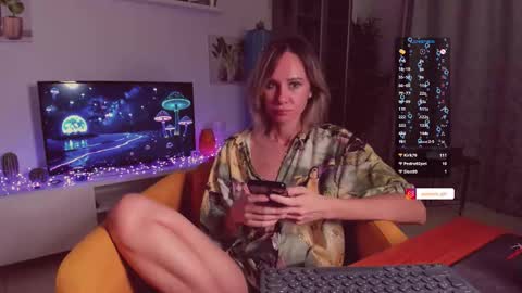 Snapshot of trafka_murafka chatting on October 2, 9:46 pm Hey my name is Kiri Kiri online show from October 2, 9:46 pm