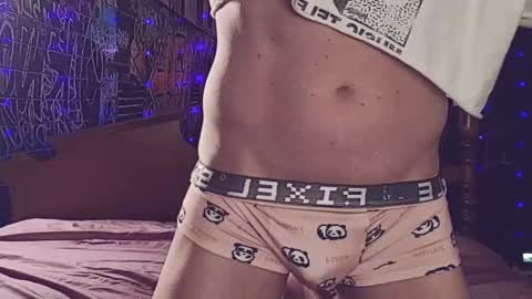 Ethan Nash online show from October 27, 3:17 am