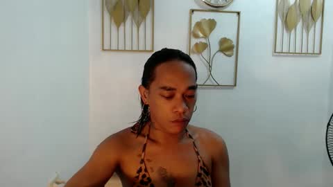 transeugene1990 online show from February 2, 8:10 am