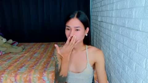 Chloe online show from June 25, 11:54 pm
