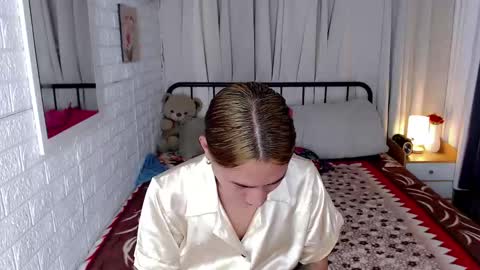 Chloe online show from February 21, 9:56 am