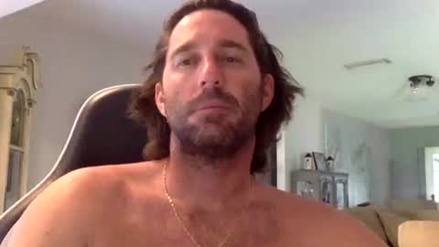 TravisKenn online show from March 24, 6:58 pm