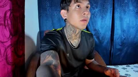 TRAV - INDEPENDENT MODEL online show from February 18, 10:36 pm