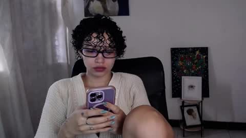 Emily online show from March 29, 6:42 pm