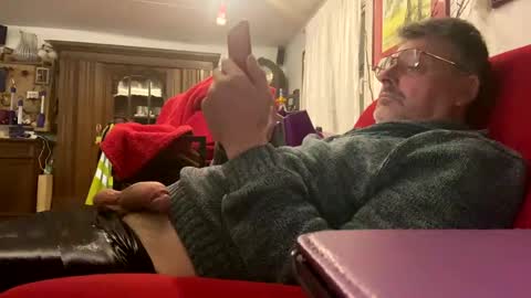 trebgeis1 online show from February 20, 5:41 pm