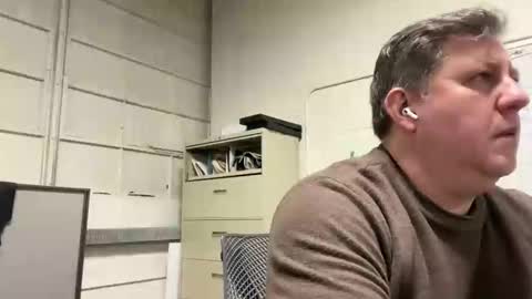 Snapshot of treborinthesky chatting on December 10, 3:22 pm treborinthesky online show from December 10, 3:22 pm
