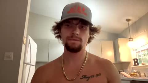 Snapshot of treeman817 chatting on September 20, 7:17 pm treeman817 online show from September 20, 7:17 pm