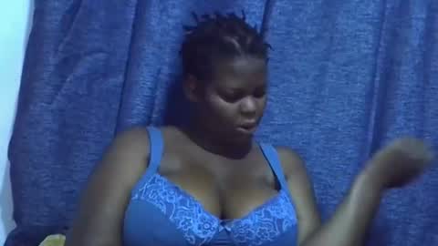 trendybootie online show from April 18, 1:51 am