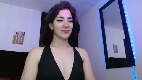 triana_damelio online show from November 10, 9:28 pm