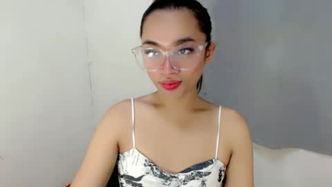 tricia_slut online show from November 3, 6:47 am