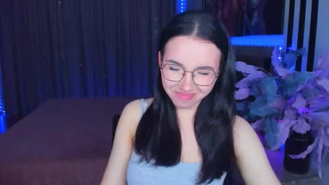 TriciaDaisy online show from May 13, 3:10 pm