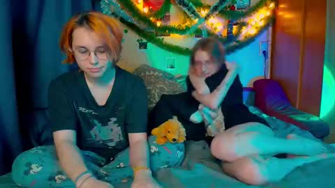 trickykitsune online show from January 5, 6:55 pm