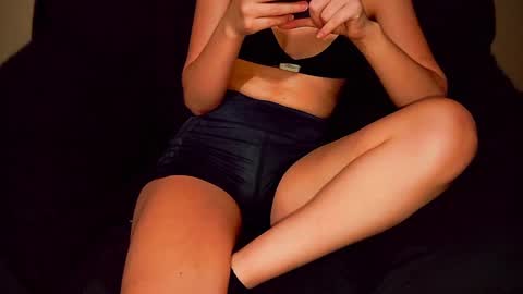 Trisha online show from February 22, 6:30 pm