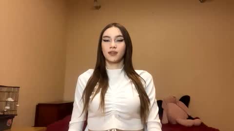 Snapshot of trishaawbrey chatting on October 29, 1:24 pm Ur Trisha online show from October 29, 1:24 pm