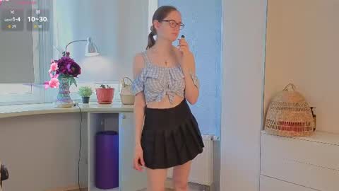 Viola online show from July 21, 4:14 am