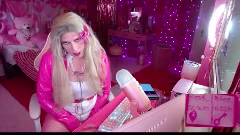 trista_doll online show from September 12, 10:34 pm