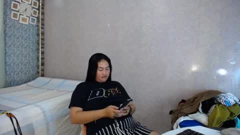 trixie online show from February 24, 4:37 am