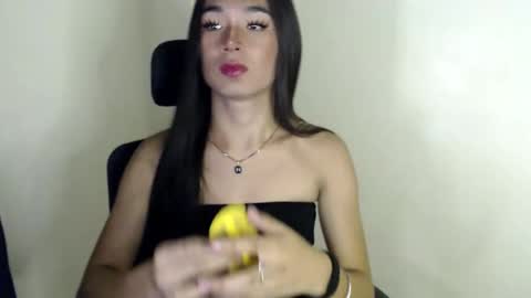 Snapshot of trixieliciouss chatting on October 12, 10:41 am trixieliciouss online show from October 12, 10:41 am