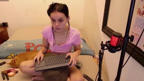 trixx_01 online show from January 9, 12:00 pm