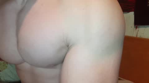 Snapshot of troncq chatting on January 13, 7:32 am Troncq online show from January 13, 7:32 am