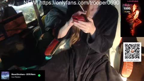 trooper0690 online show from December 19, 5:41 pm