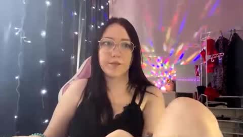 Amelia online show from October 17, 11:36 am