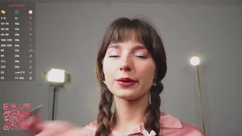 Grace online show from December 19, 8:59 pm