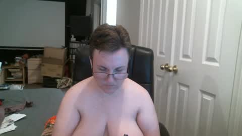 Truly Rainbow online show from December 1, 8:44 pm