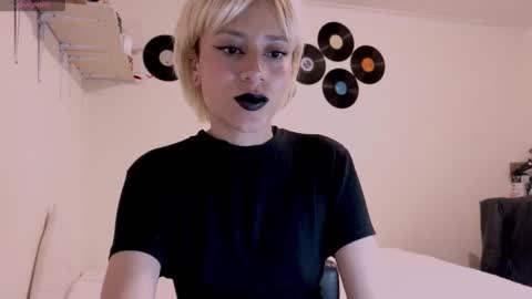 Cait online show from November 26, 6:21 am