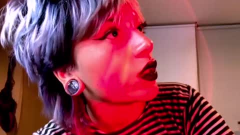 Cait online show from February 2, 6:14 am