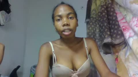 tsaraflorida online show from November 16, 5:09 am