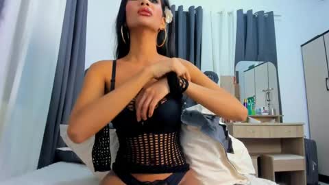 Bella online show from June 3, 12:13 am