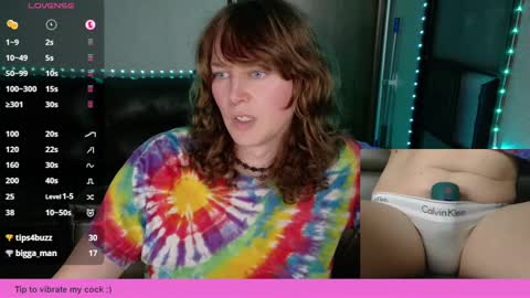 Snapshot of tsellieryder chatting on October 24, 11:05 pm Ellie Ryder online show from October 24, 11:05 pm