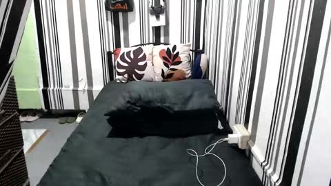 tsjussy online show from March 19, 5:40 pm