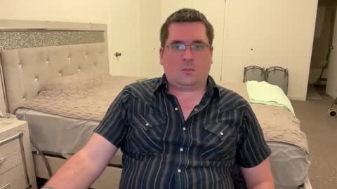 tstwbtsb online show from April 21, 6:20 am