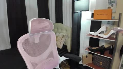 tsuncutmargauxx online show from October 24, 7:03 pm