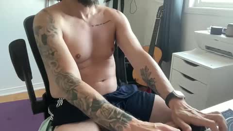 Snapshot of tt_boy2000 chatting on September 19, 3:16 pm TT Boy2000 online show from September 19, 3:16 pm