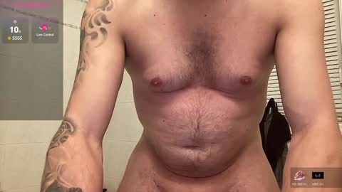 Snapshot of tt_boy2000 chatting on January 25, 4:34 am TT Boy2000 online show from January 25, 4:34 am