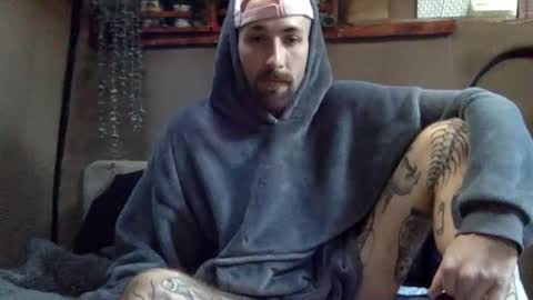 Tuhands online show from January 21, 2:15 pm