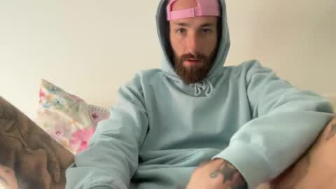 Tuhands online show from June 15, 9:34 am