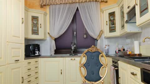 Tunde online show from December 20, 4:19 am