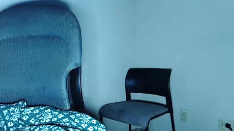 twayne29x online show from April 13, 1:15 pm