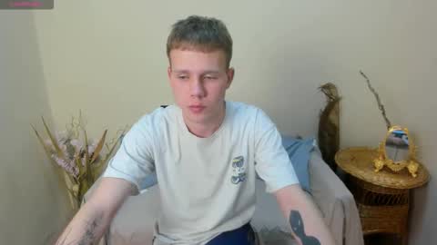 Angus online show from December 21, 4:13 pm